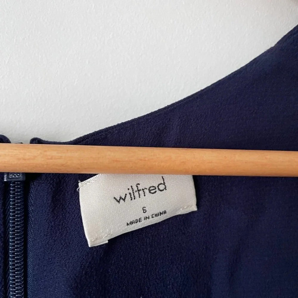 Aritzia Wilfred Tome Puff Sleeve Sweetheart Midi Dress Navy Blue Size  Small - Picture 9 of 11